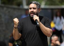 Nicolás Maduro Guerra afirmó que su papá y Flores, a quien describió como su segunda madre, han sido secuestrados.