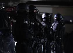 Fotografía de varios policías del Grupo de Intervención y Rescate (GIR).