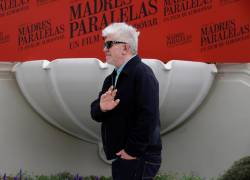 El director de cine Pedro Almodóvar durante la presentación de 'Madres paralelas' en el Hotel Ritz de Madrid este lunes.