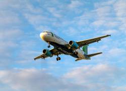 Avión durante un vuelo, en una foto referencial.
