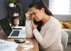 Multitrabajos publica reveladora encuesta sobre salarios y hábitos de ahorros de los ecuatorianos.
