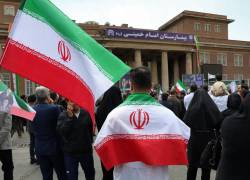 Los jóvenes de Irán se unieron para decir al mundo que atacar infraestructuras públicas es un crimen de guerra.