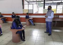 Esto se detalló sobre el 'bono de la pandemia' que recibirán 10.000 maestros fiscales