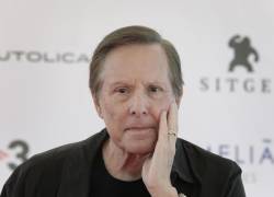 Fotografía de archivo fechada el 6 de octubre de 2017 que muestra al director de cine William Friedkin durante una rueda de prensa en el Festival de Cine Fantástico de Sitges, en Sitges (España). El director estadounidense, responsable de películas como The Exorcist, falleció este lunes a los 87 años de edad en Los Ángeles.