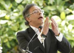 Fotografía de archivo del 22 de agosto de 2025 del presidente de Colombia, Gustavo Petro, hablando en la V Cumbre de Países Amazónicos en Bogotá (Colombia).