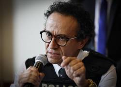 El excandidato presidencial del partido Construye, Christian Zurita, habla durante una conferencia de prensa en Quito, el 13 de agosto de 2023.