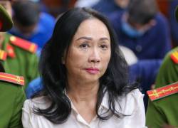Truong My Lan, presidenta de Van Thinh Phat Holdings, sentada durante su juicio en el Tribunal Popular de la ciudad de Ho Chi Minh, Vietnam, el 11 de abril de 2024.