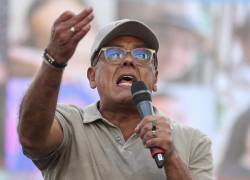 El presidente de la Asamblea Nacional de Venezuela, Jorge Rodríguez, habla durante una manifestación.