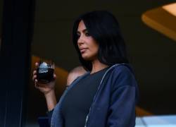 Foto de la celebridad Kim Kardashian durante un juego de Fútbol entre Paris Saint-Germain (PSG) y Stade Rennais FC. Ella formará parte de la nueva temporada de American Horror Story.