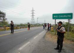 De inmediato, se dispuso el cierre temporal de la vía desde el km 26, en dirección hacia Naranjal – Puerto Inca.