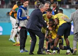 VIDEO: Jugadores de Ecuador lloran desconsoladamente al finalizar el partido con Senegal