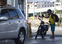 La ARC publica mensualmente los precios de combustibles regulados por el Estado.