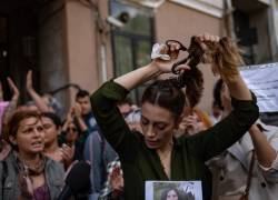 Al menos 36 personas murieron en la represión de las protestas que estallaron hace una semana en Irán tras la muerte de una mujer detenida por la policía de la moral, informó una oenegé.