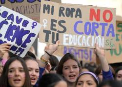 Miles de mujeres salen a la calle en todo el mundo a defender sus derechos en riesgo