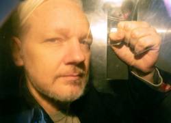 La Justicia estadounidense reclama a Assange para procesarlo por 18 delitos de espionaje e intrusión informática.