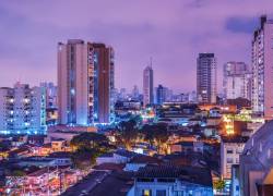 Fotografía aérea de São Paulo, una de las principales ciudades de Brasil, hogar para más de 23 millones de personas.