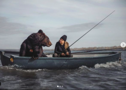 El oso y su dueña realizaron una sesión de fotos.