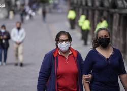 Se restringe la libertad de tránsito entres las 22:00 hasta las 05:00.