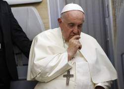 El papa Francisco, a su regreso de Canadá, afirmó que no puede mantener el mismo ritmo de viaje queantes.