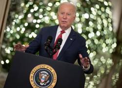 Biden firma ley para financiar la Defensa de EEUU y mejorar lazos con Ecuador