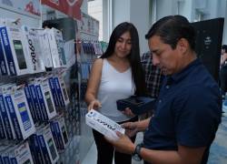La marca japonesa Casio celebró los 60 años del lanzamiento de su primer modelo de calculadoras electrónicas con un evento en Guayaquil.