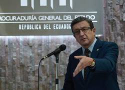 Procuraduría solicita embargo de cuentas y bienes del expresidente Correa y otros condenados por 'Sobornos'