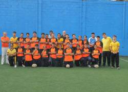 Antes de la pandemia se entrenaba el rugby inclusivo en una cancha ubicada cerca a Fasinarm, al norte de Guayaquil. De ellos saldrán los seleccionados para el torneo internacional.