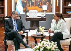 Correa es asesor económico del nuevo gobierno hondureño.