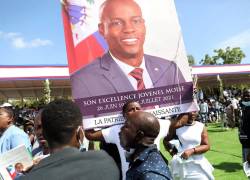 A un mes de la muerte del presidente Jovenel Moïse, la justicia haitiana no elige al juez que llevará el caso.