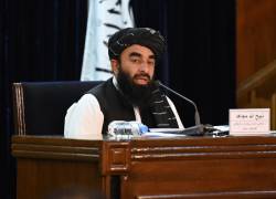 La veintena de ministros anunciados por el portavoz de los talibanes pertenecen a la jerarquía de la formación insurgente y todos son mulás o figuras religiosas.