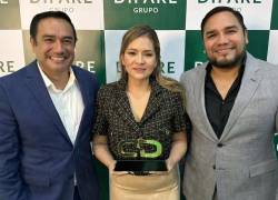 Carlos Cueva Mejía, presidente ejecutivo de Grupo DIFARE, Lorena Valarezo, Gerente General de Carvagu SA y ⁠Fernando Cueva Mejía, gerente General de Grupo DIFARE.
