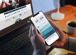 A través de la app móvil CNE APP puedes acceder al lugar de votación y resultados de la jornada electoral.