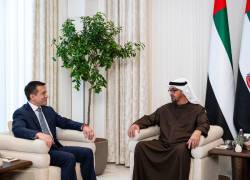 El Presidente del Ecuador, Daniel Noboa, junto al jeque Mohamed bin Zayed Al Nahyan, presidente de los Emiratos Árabes Unidos.