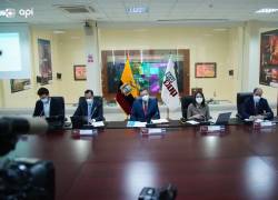 La Ministra de Salud, Ximena Garzón, informó que Ecuador registra una tendencia a la baja tanto en mortalidad como en contagios por coronavirus.