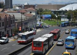 ANT desmiente cambio de tarifa en el pasaje de transporte público en Quito.