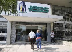 La subdirectora del IESS llamó al ECU 911 para reportar el hecho.