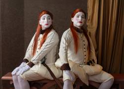 Viola y Sebastián, los dos hermanos gemelos sobre los que gira en torno esta comedia de William Shakespeare.