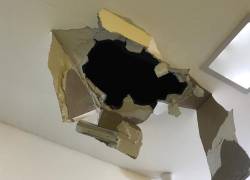 Se extrajeron 1.700 dólares que se encontraban almacenados en el lugar.