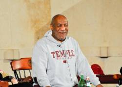 Bill Cosby recupera la libertad tras su condena por abuso sexual.