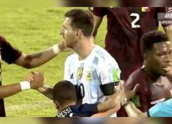 El partido culminó con la victoria de Argentina 3-0 sobre Venezuela.