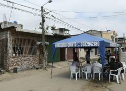 Tras la huida del hombre, los niños, de 5, 8, 11, 13 y 14 años llevaron a su madre al hospital, donde falleció.