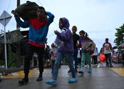 Fotografía refereial de una caravana de migrantes de Venezuela atravesando Colombia.