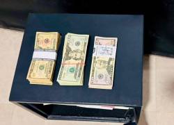 Dinero incautado durante los allanamientos.