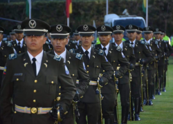 El postulante debe realizar el registro en el Sistema de Reclutamiento en Línea de la Policía Nacional.