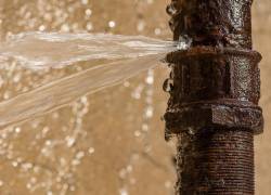 Según la ARCA las pérdidas por el agua no contabilizada cuestan 320 millones de dólares cada año.