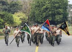 Personal militar de reserva fue llamado para un reentrenamiento.