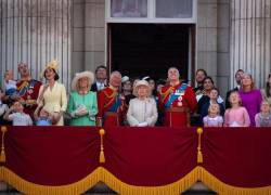 Imagen extraída de la cuenta oficial del Palacio de Buckingham, del Trooping the Colour 2019, en la que se puede ver a toda la familia real británica reunida. Este 2022, para las celebraciones del Jubileo de Platino de Isabel II, ya no acompañarán a la reina los príncipes Andrés y Enrique, así como la esposa de este último.