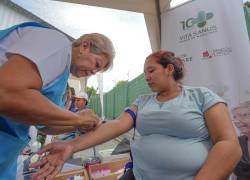 Banco de Medicinas VITA SANUS promueve el bienestar integral.