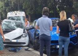 El choque entre el vehículo de lujo que los youtubers habían alquilado para realizar desafíos en la ciudad y el automóvil pequeño de la familia causó la muerte de un pequeño de cinco años.