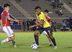 La selección ecuatoriana de fútbol sub-17 empató 1-1 frente a Chile en Guayaquil. El resultado le sirvió para clasificar a la fase final.